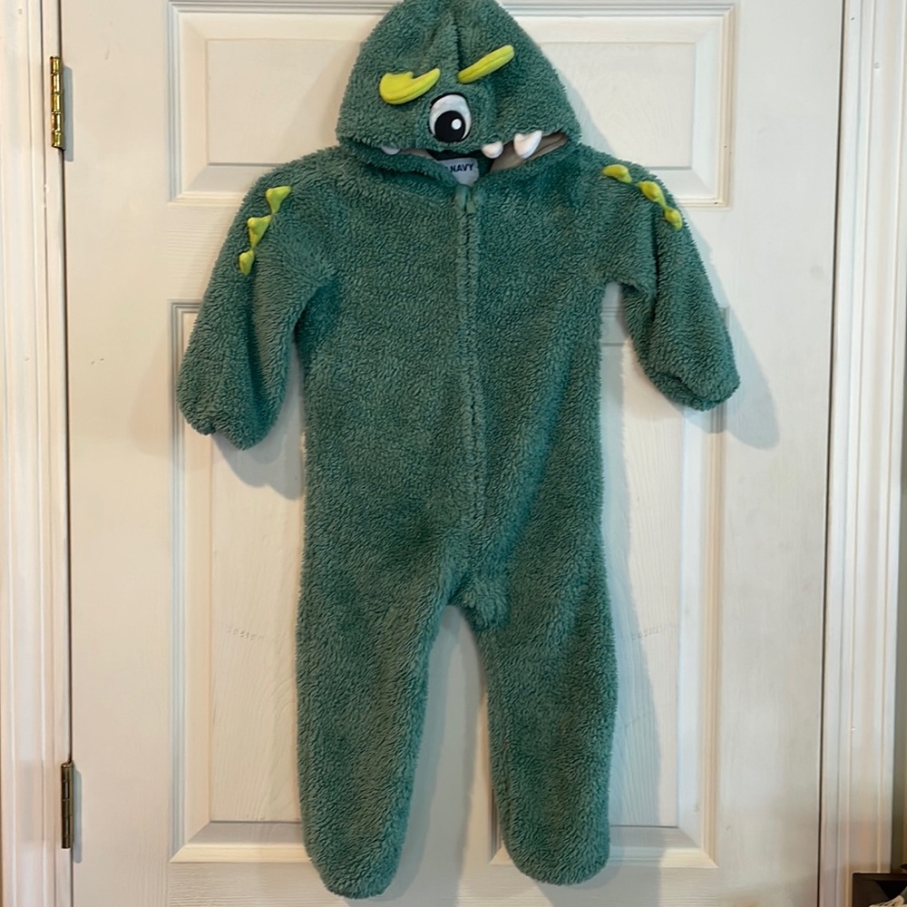 Halloween costume Size 3T Old Navy